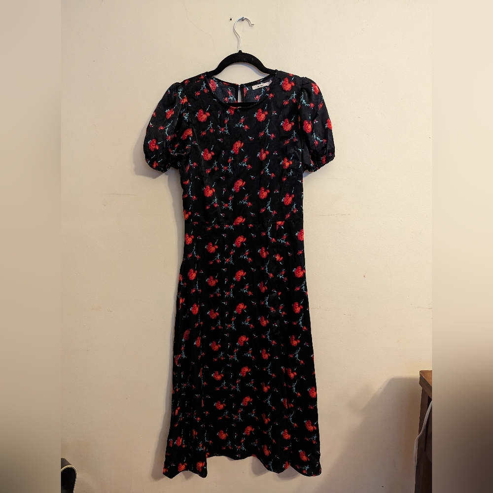 Francesca's Collections Mi Ami Black and Red Rose floral dress size M